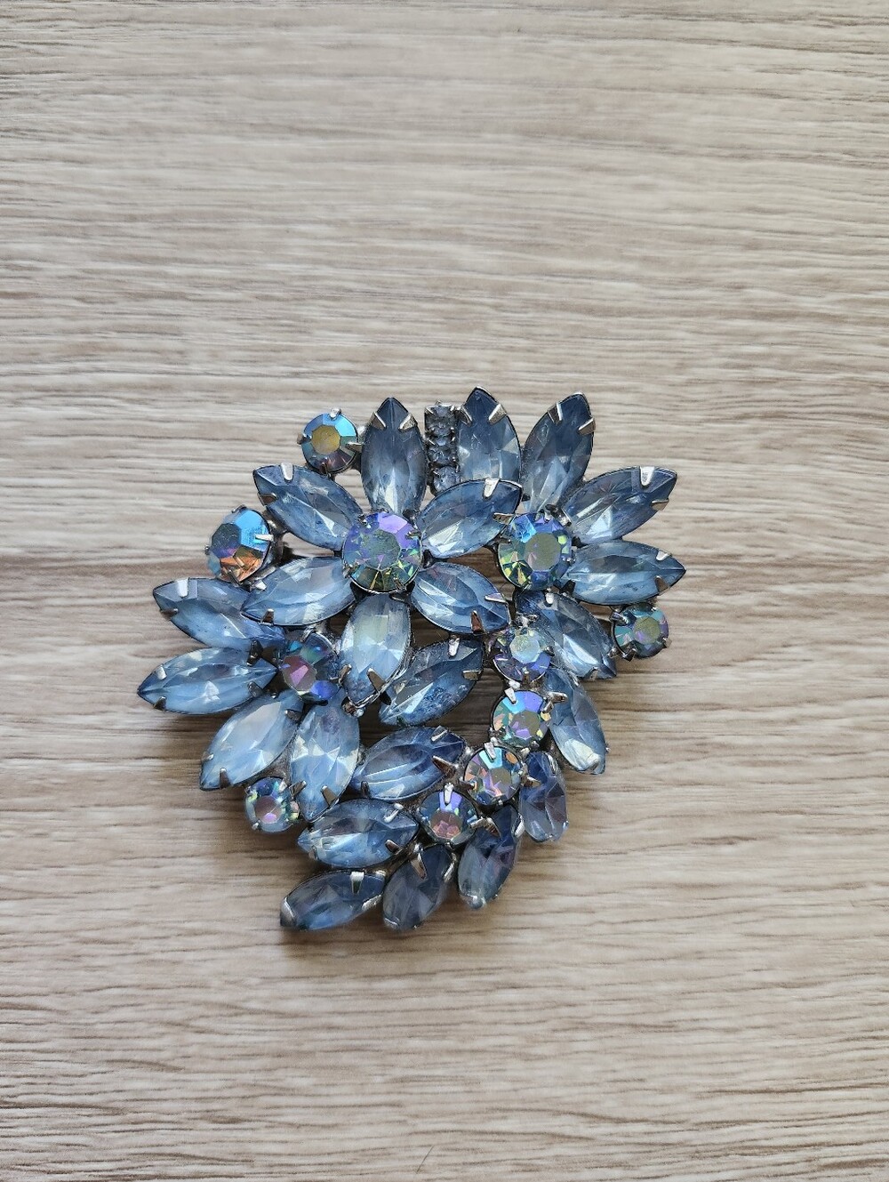 RARE Stunning Large Blue Ice Weiss Crystal Brooch